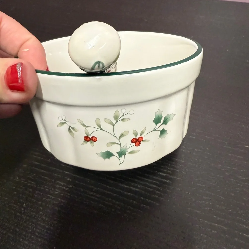 Pfaltzgraff elegant ceramic